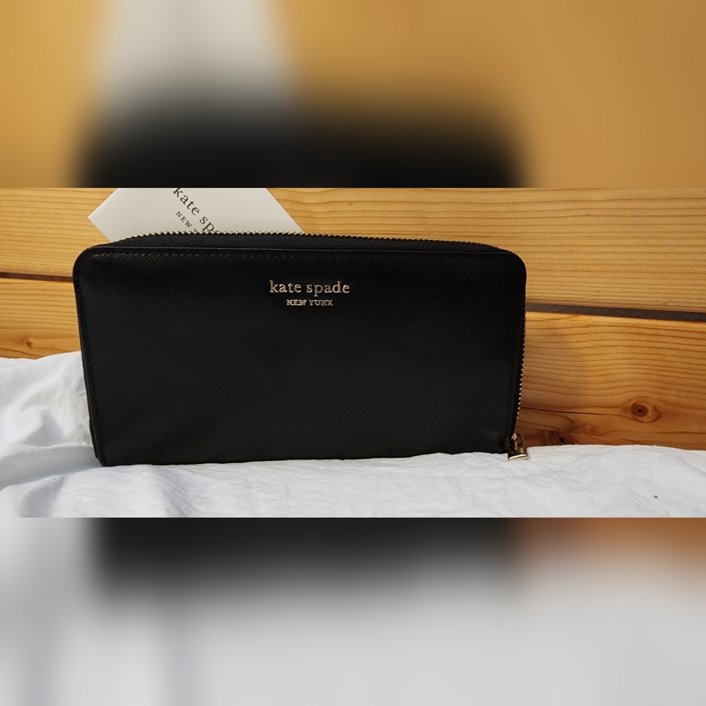Wallet - Picture 3 of 3